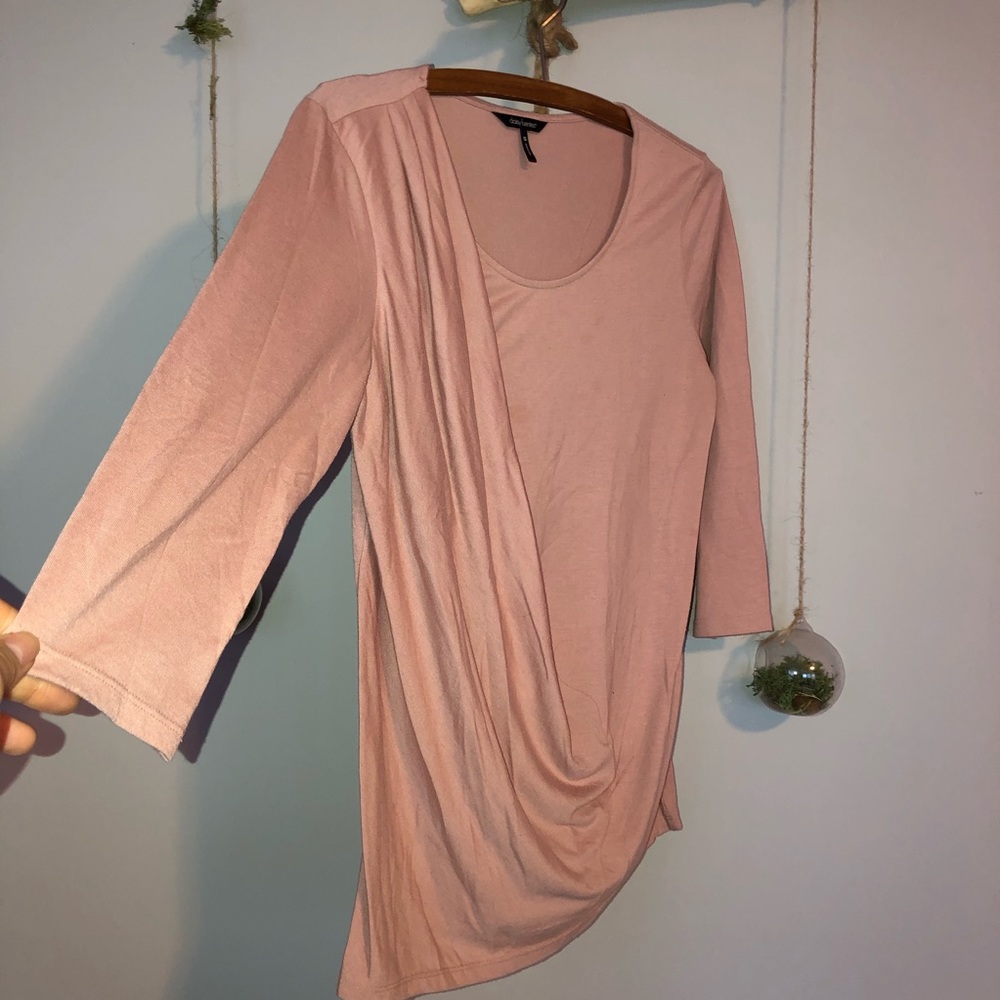 ✨Bundle 10 for $20 🏷 |
🌷Elegant Pink Top